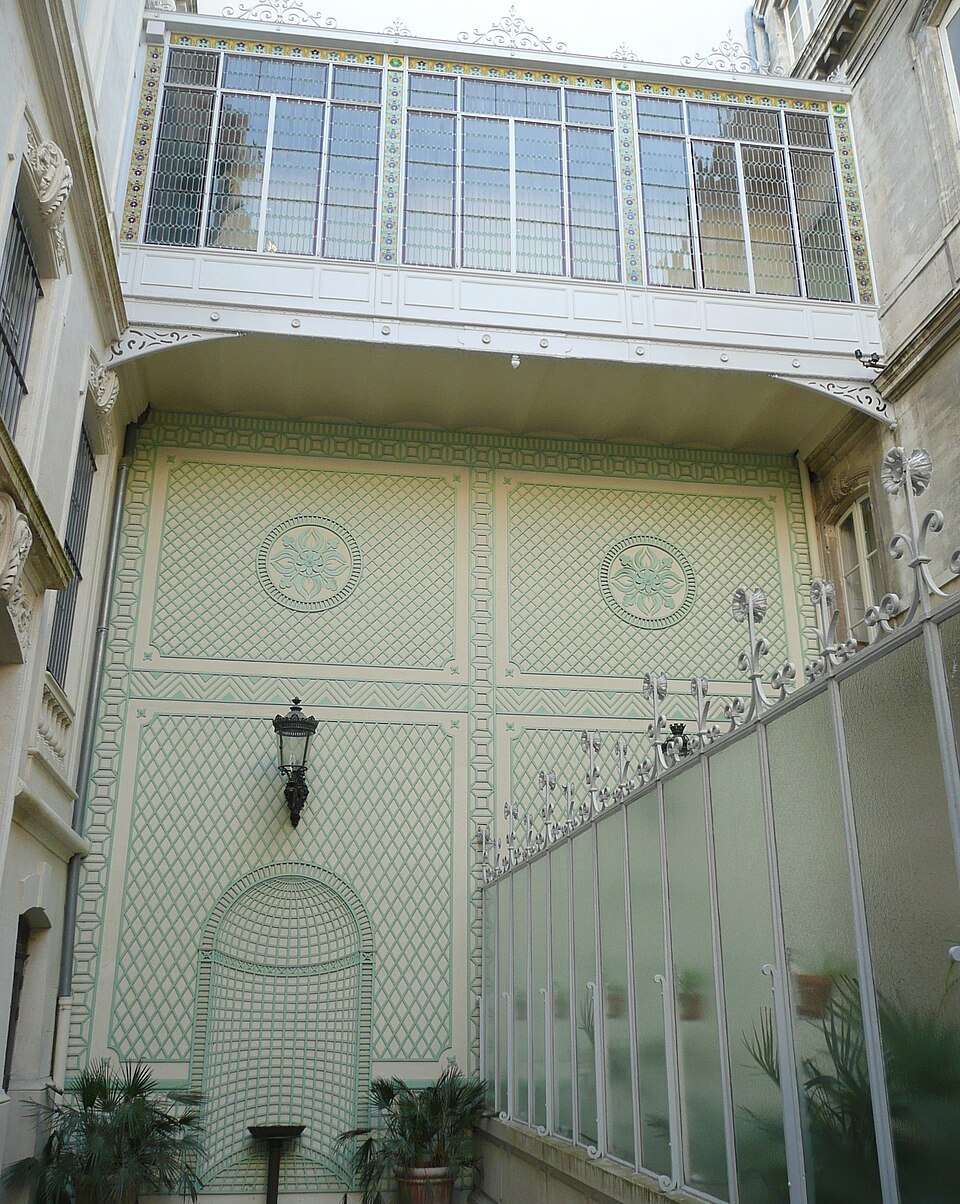 Cour intérieure d'un hôtel particulier du centre historique de Montpellier