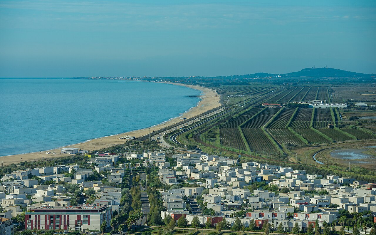 La M�diterran�e et le Lido de S�te vus depuis le versant sud du Mont Saint-Clair